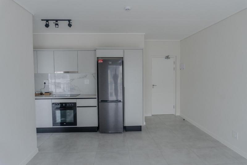 To Let 1 Bedroom Property for Rent in Sandown Western Cape
